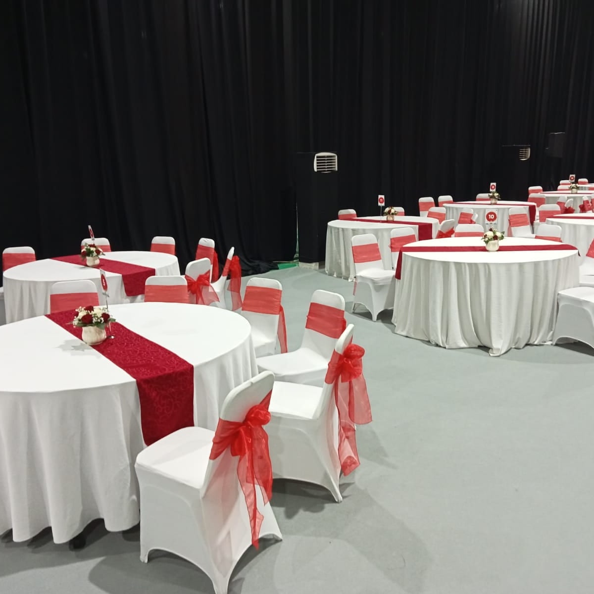 Sewa Bangku Hajatan Terbaik 2025 – Murah, Nyaman, & Cocok untuk Semua Acara