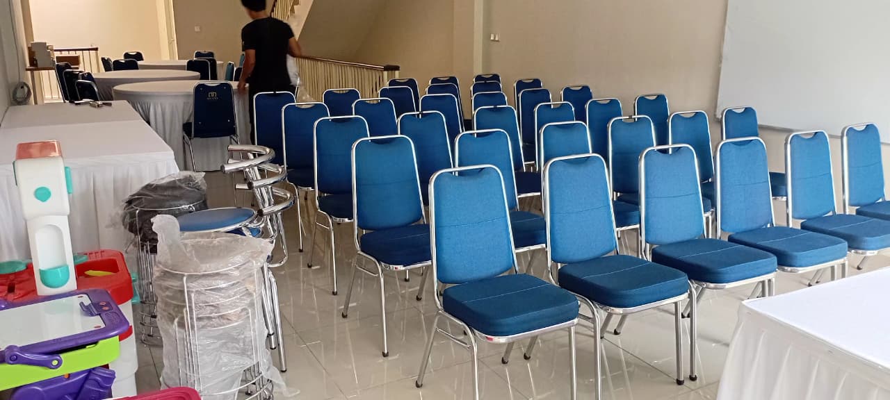 Sewa Kursi Terdekat 2025 – Praktis, Murah & Siap Kirim Untuk Semua Acara
