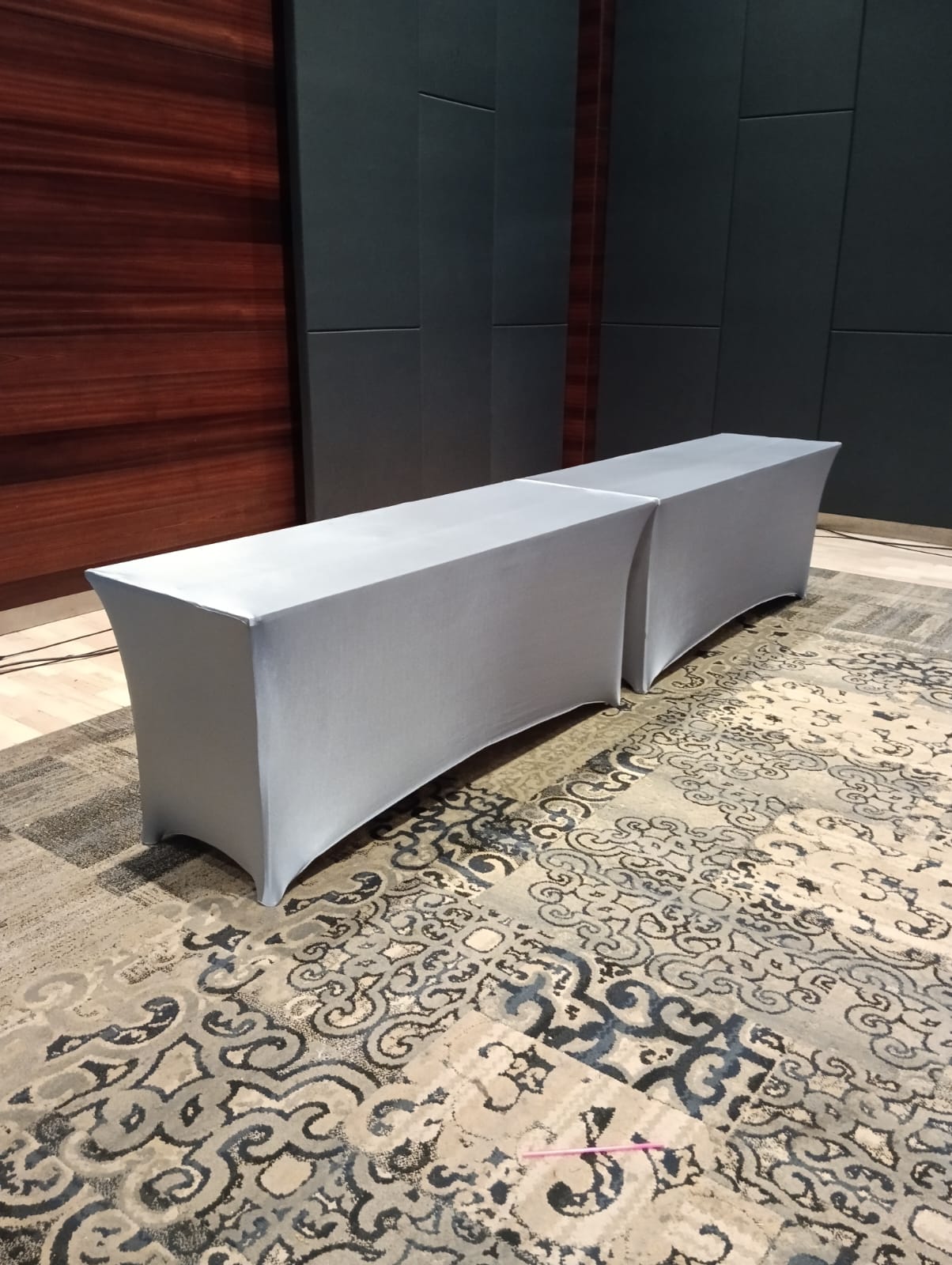 Sewa Meja Lipat – Solusi Praktis untuk Berbagai Acara & Kebutuhan Event