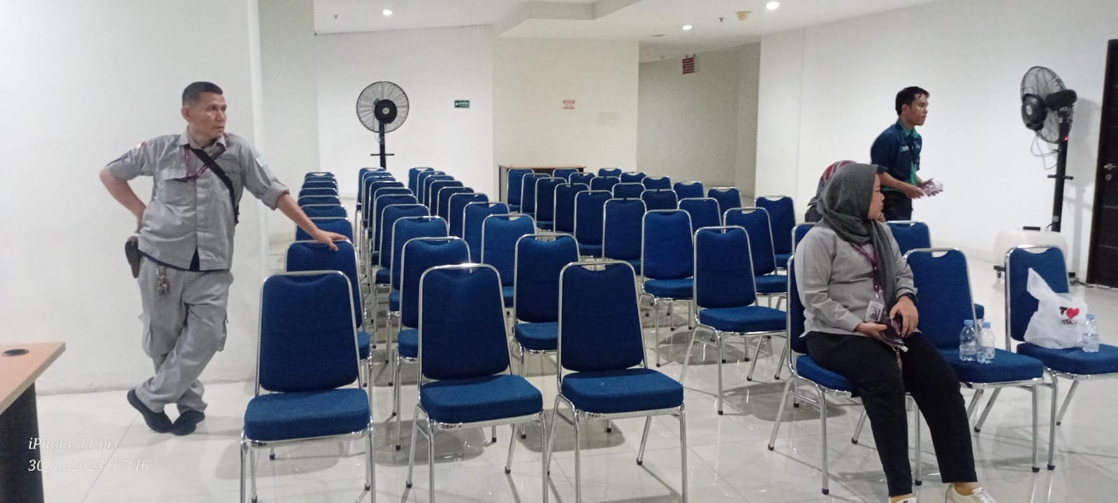 Sewa Kursi Jakarta – Pilihan Praktis & Terjangkau untuk Event di Ibu Kota