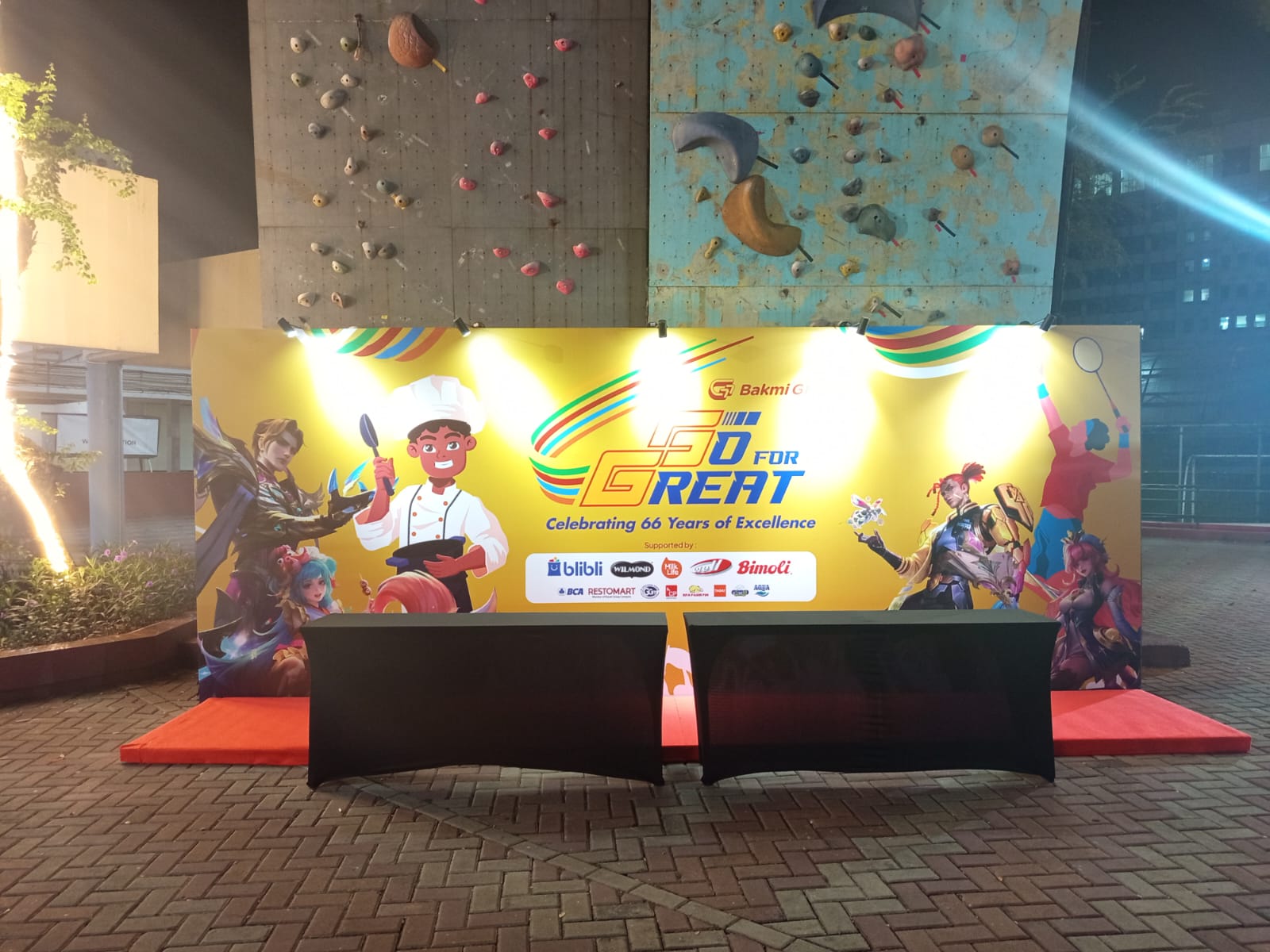 Sewa Meja IBM Jakarta Terbaik 2025 – Bersih, Kokoh & Siap untuk Semua Acara