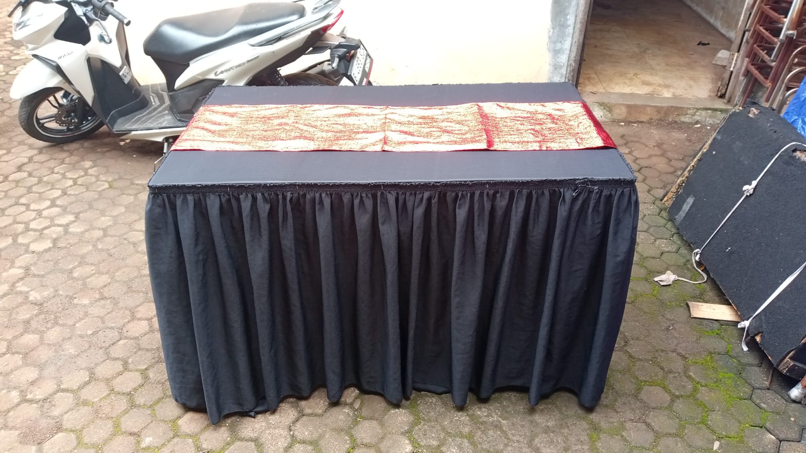 Sewa Taplak Meja Prasmanan Terdekat 2025 – Lengkap, Elegan & Siap untuk Semua Acara